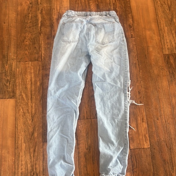 pretty little thing mom jean - Picture 2 of 2